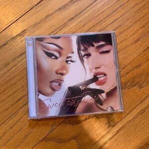 Sweetest Pie limited edition single Cd